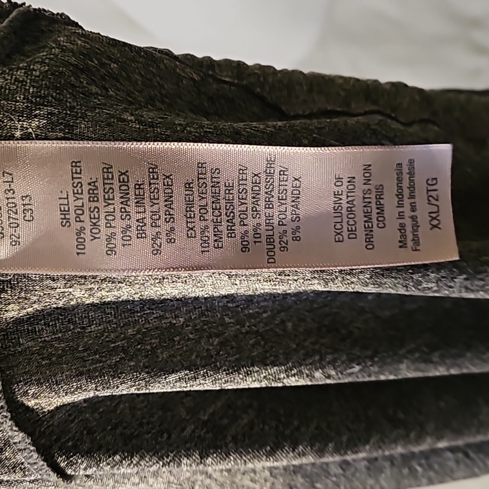 Active wear top - Picture 6 of 8